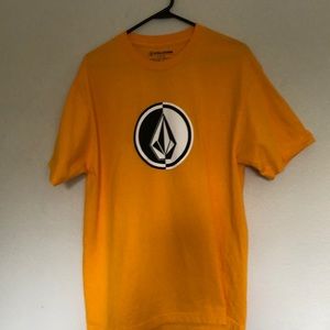 Volcom Men's Large Yellow T-Shirt